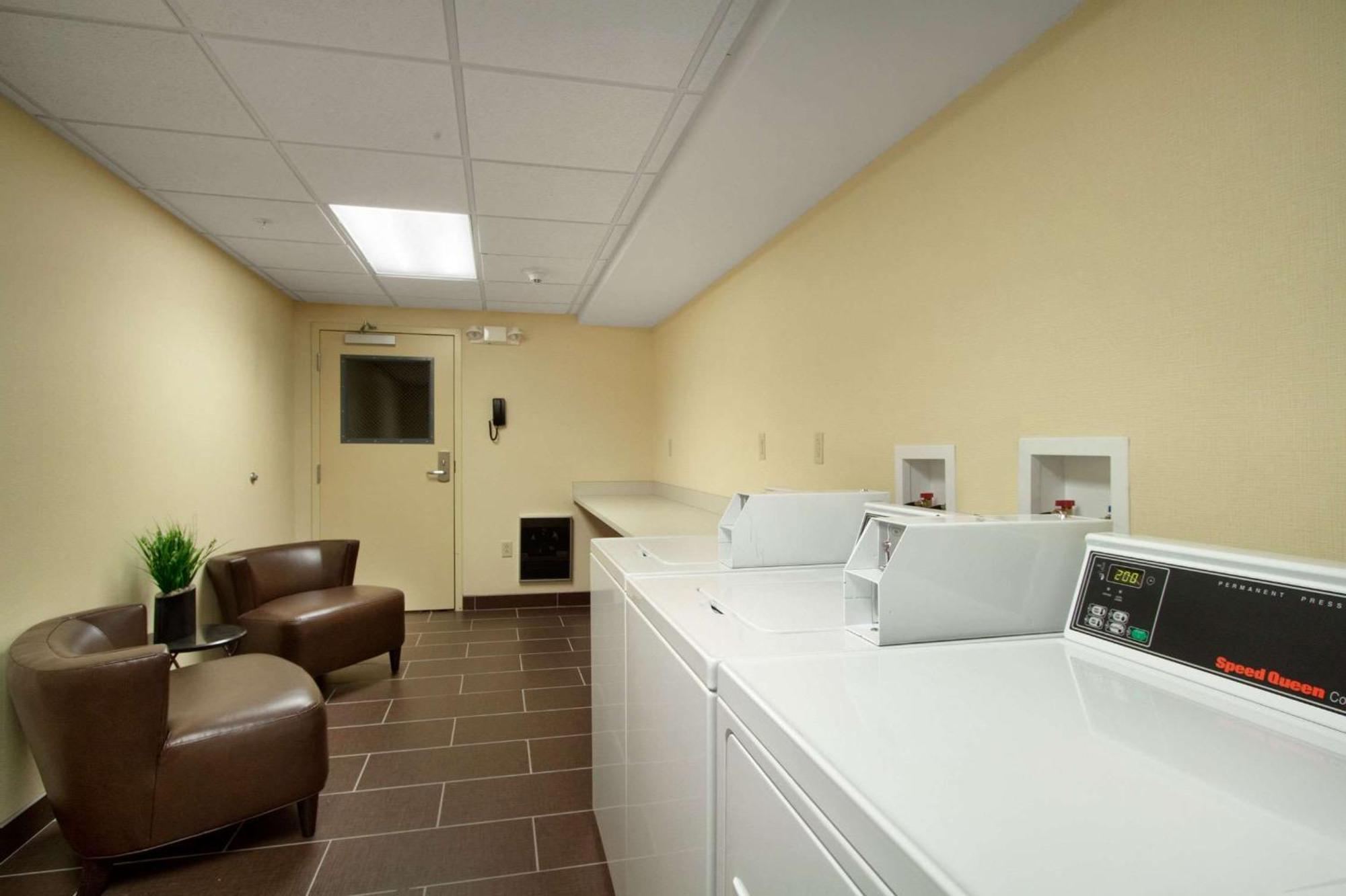Homewood Suites By Hilton Rochester/Greece, Ny מראה חיצוני תמונה
